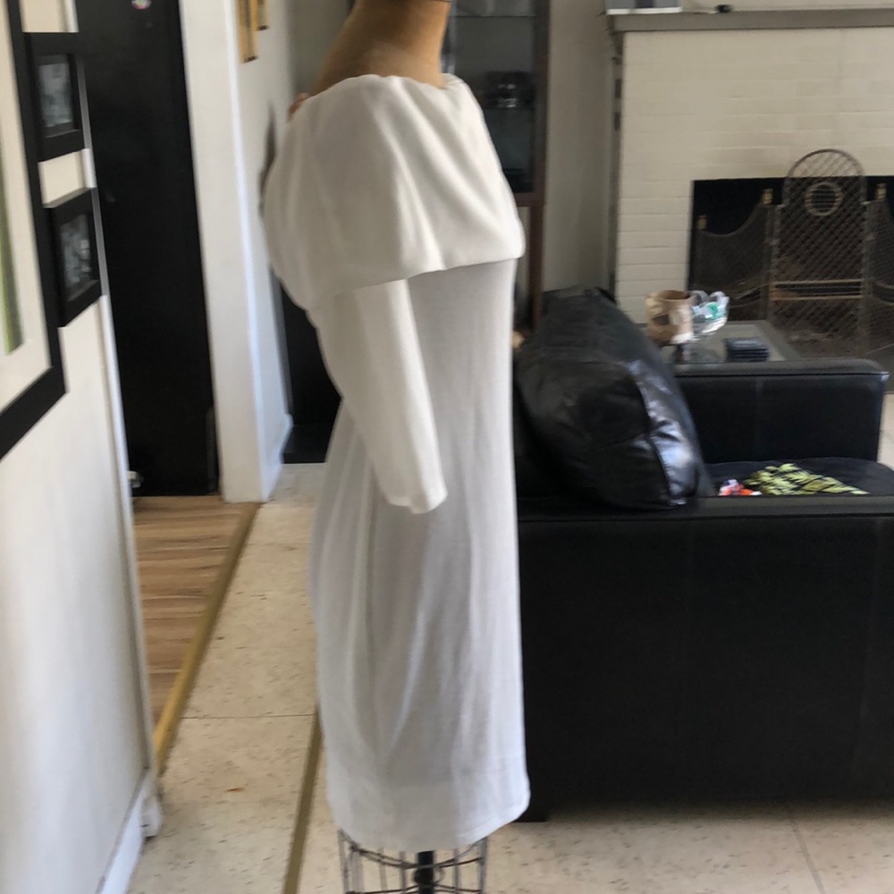 Dress - Picture 3 of 4